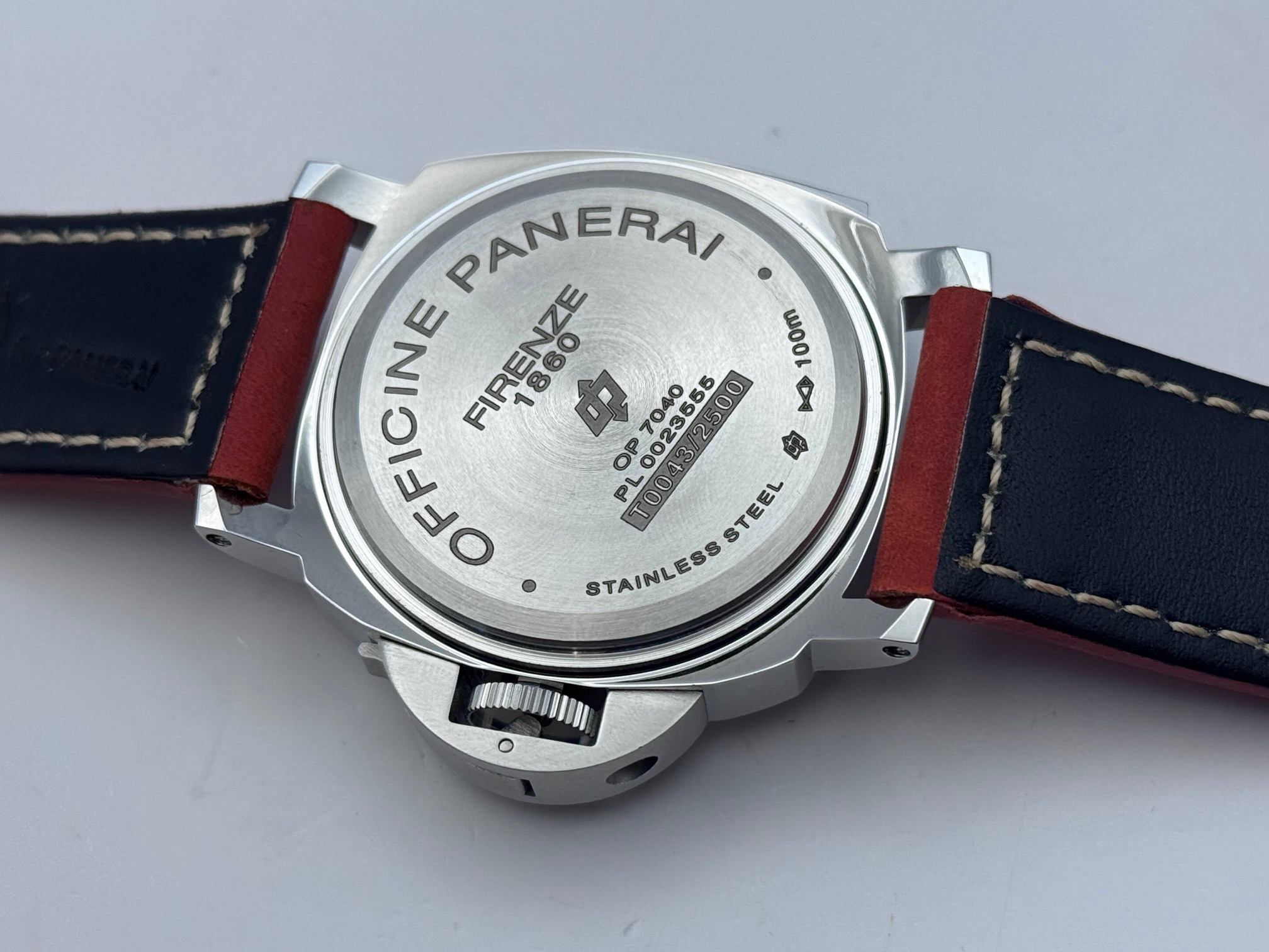 Caseback / engraving